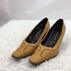 Jennifer Moore Slip-on Heels Size 6.5